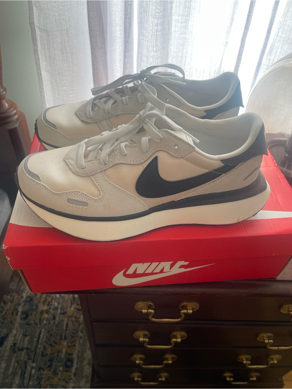 Nike Phoenix waffle sneaker